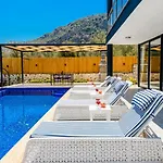 Ulugol 2 Bedroom 8996